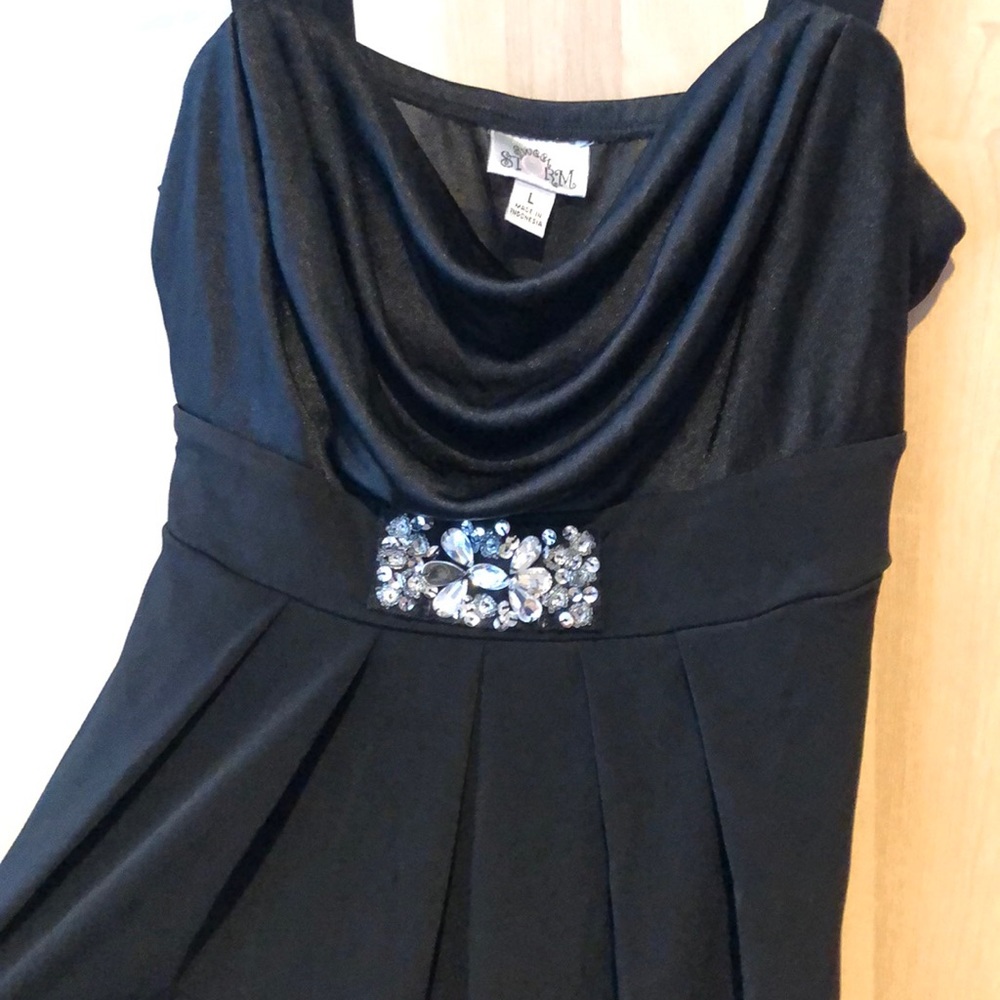 Cocktail dress NWOT - Picture 3 of 5